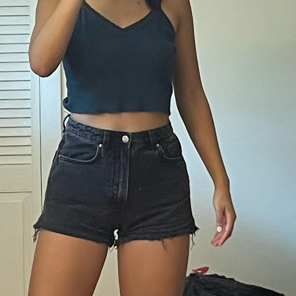 BLACK DENIM JEAN ZARA SHORTS